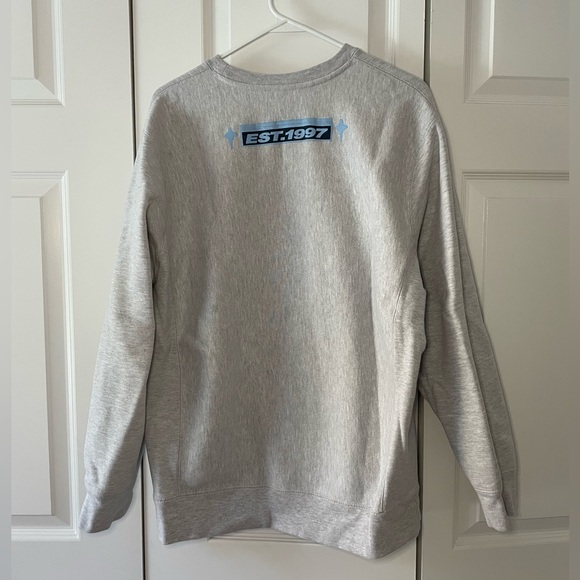 Chelsea Cutler WICME Tour Crewneck - Picture 3 of 3